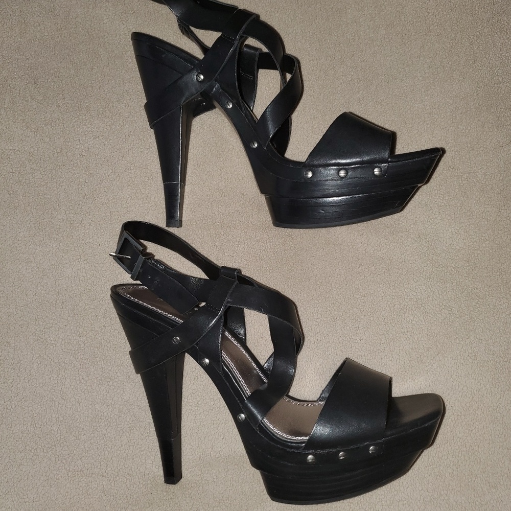 Black Platform Sandals
